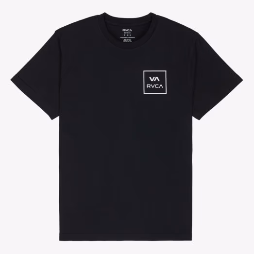 Camiseta negra RVCA con el logo cuadrado en el pecho
